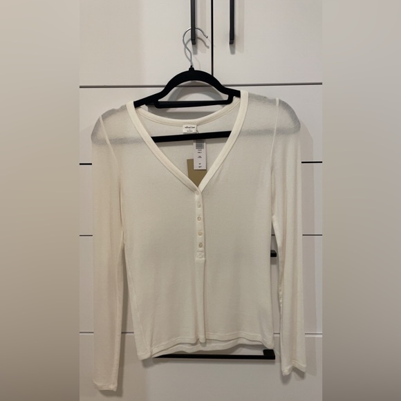 Aritzia Wilfred Free Only shirt - Picture 1 of 1